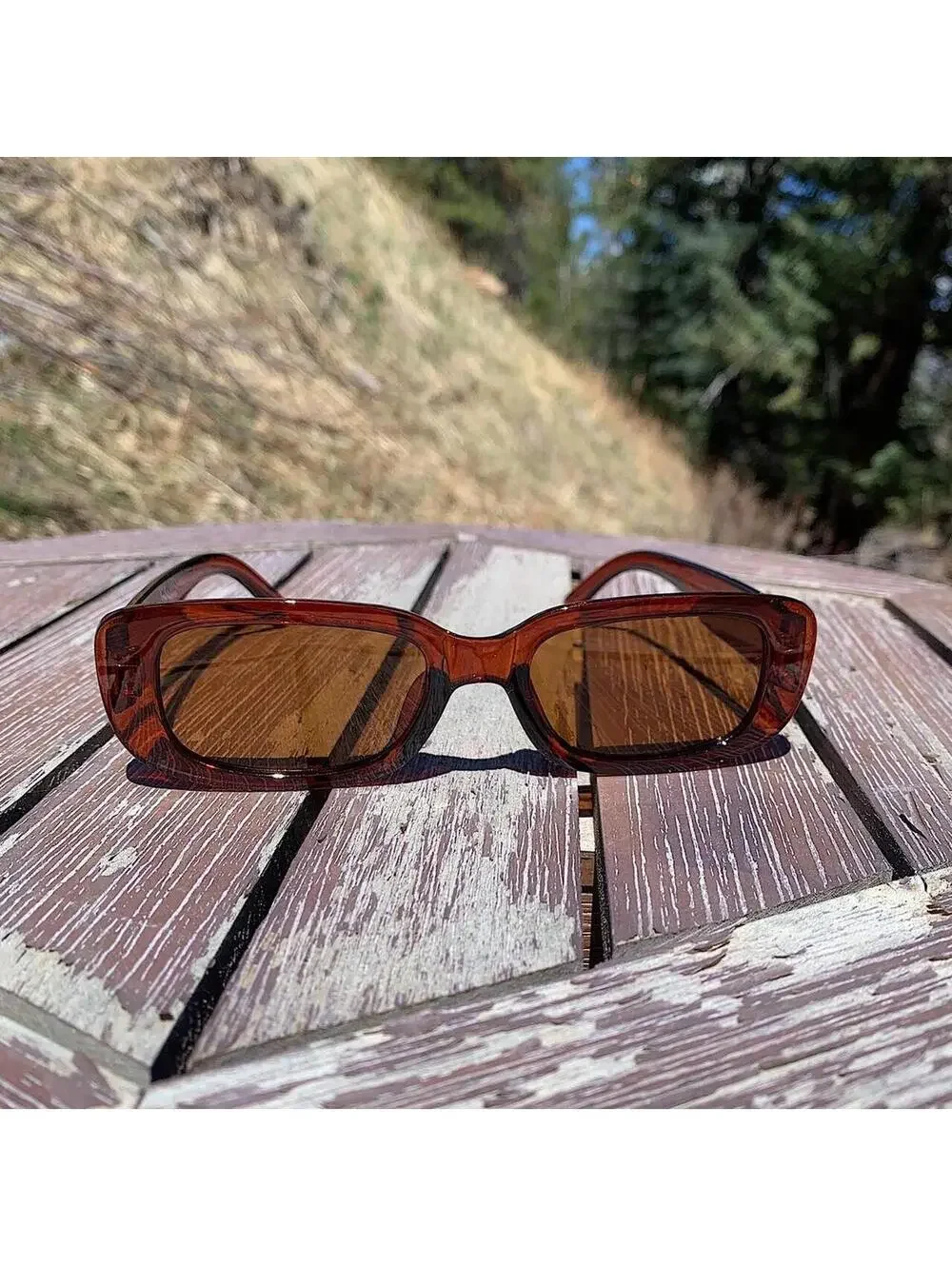Vintage y2k style Burgundy Brown high quality square shaped sunglasses. Tinted